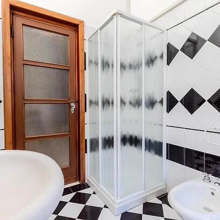 Apartman - Center - Regina Margherita