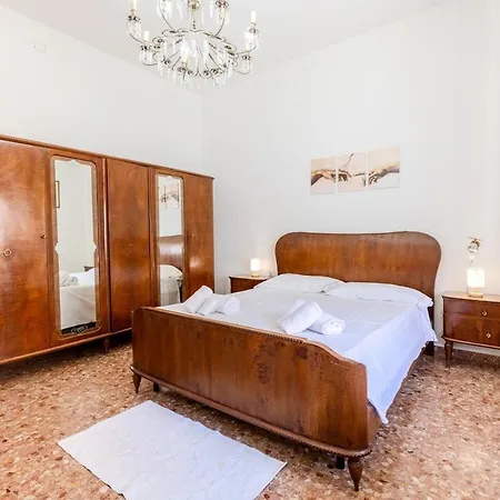 Apartman - Center - Regina Margherita