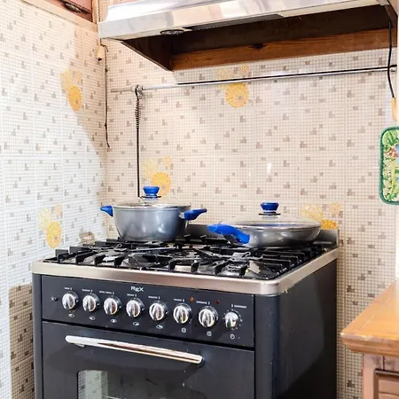 - Center - Regina Margherita *